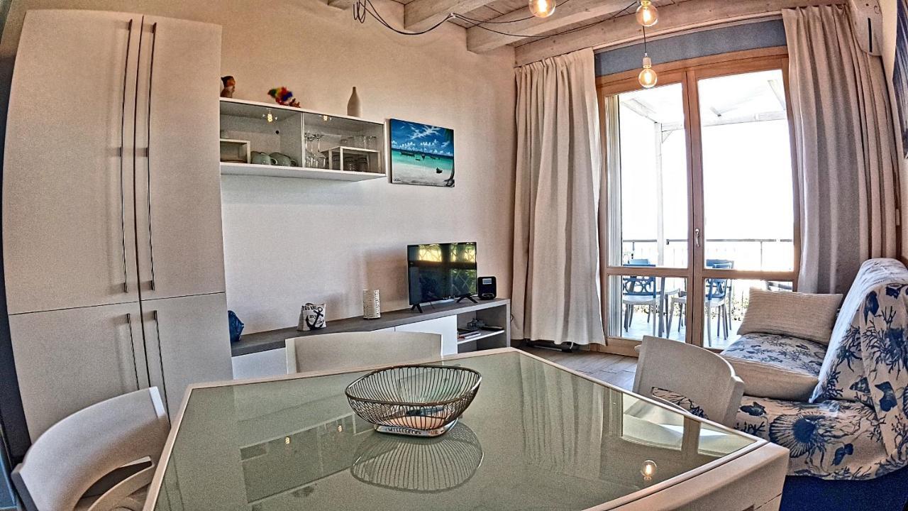 Asinaro Residence - Fronte Mare Calabernardo Eksteriør billede