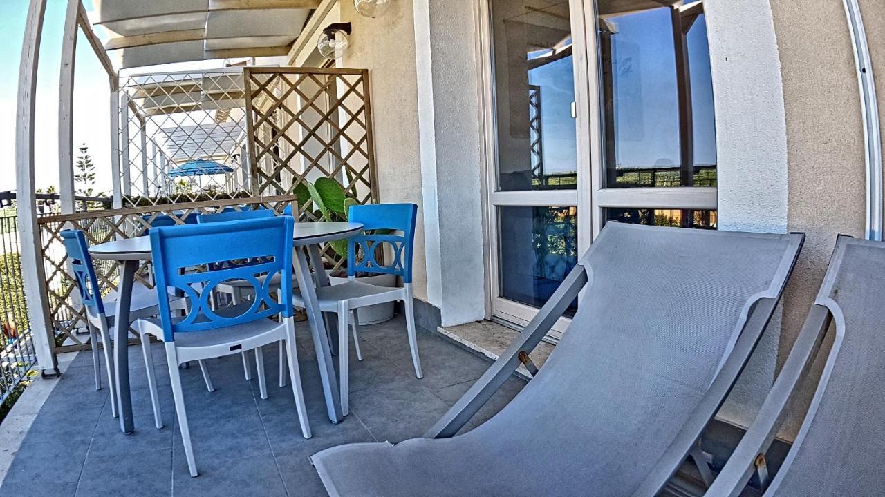 Asinaro Residence - Fronte Mare Calabernardo Eksteriør billede